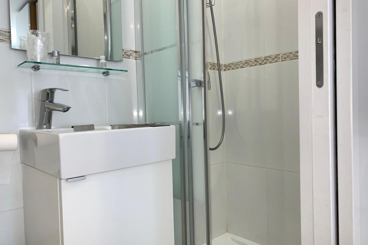 M11 Le Vieux Massyrer600Morly20 Minnetflixneuf Massy  Exteriör bild